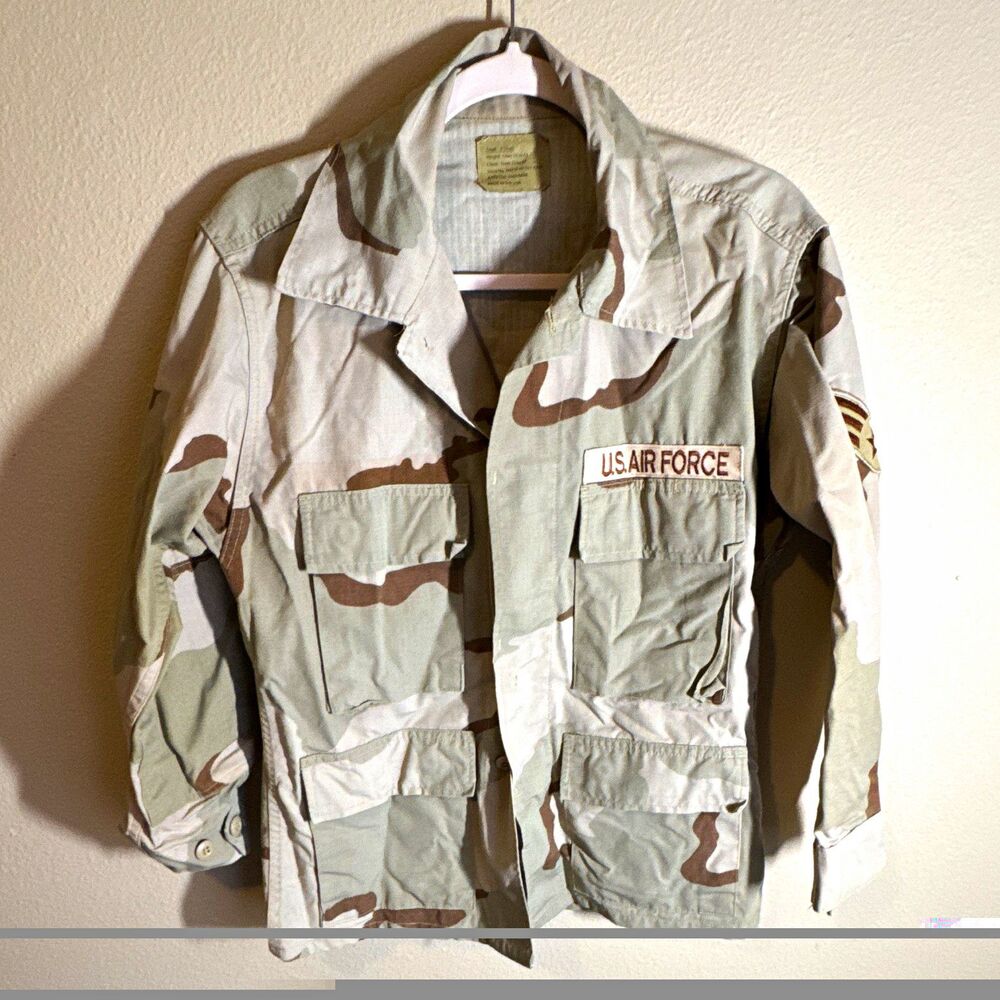 US Air Force Desert Camouflage Combat Coat Small X-Short NSN 8405-01-327-5300